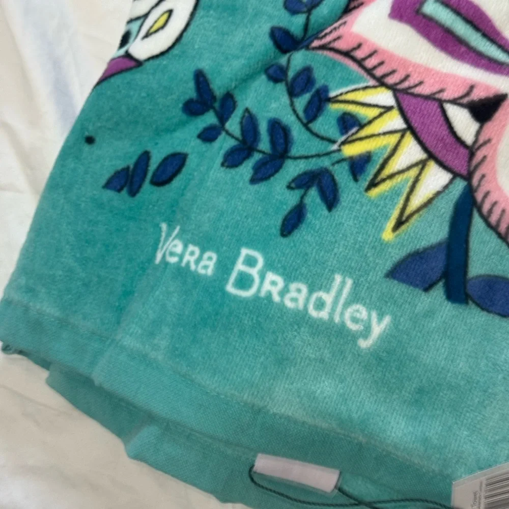 NWT Vera Bradley Peacock Garden Beach Towel NWT Retired Pattern READ DESCRIPTION